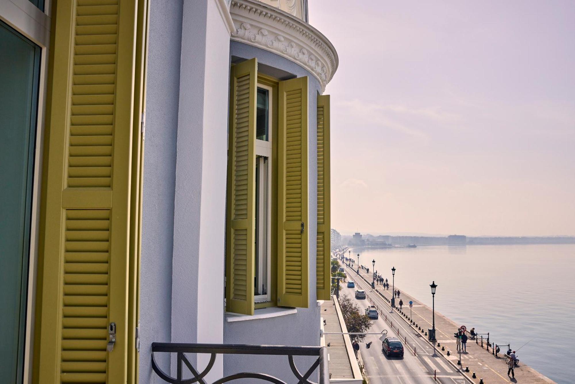 On - Small Luxury Of The World 5*